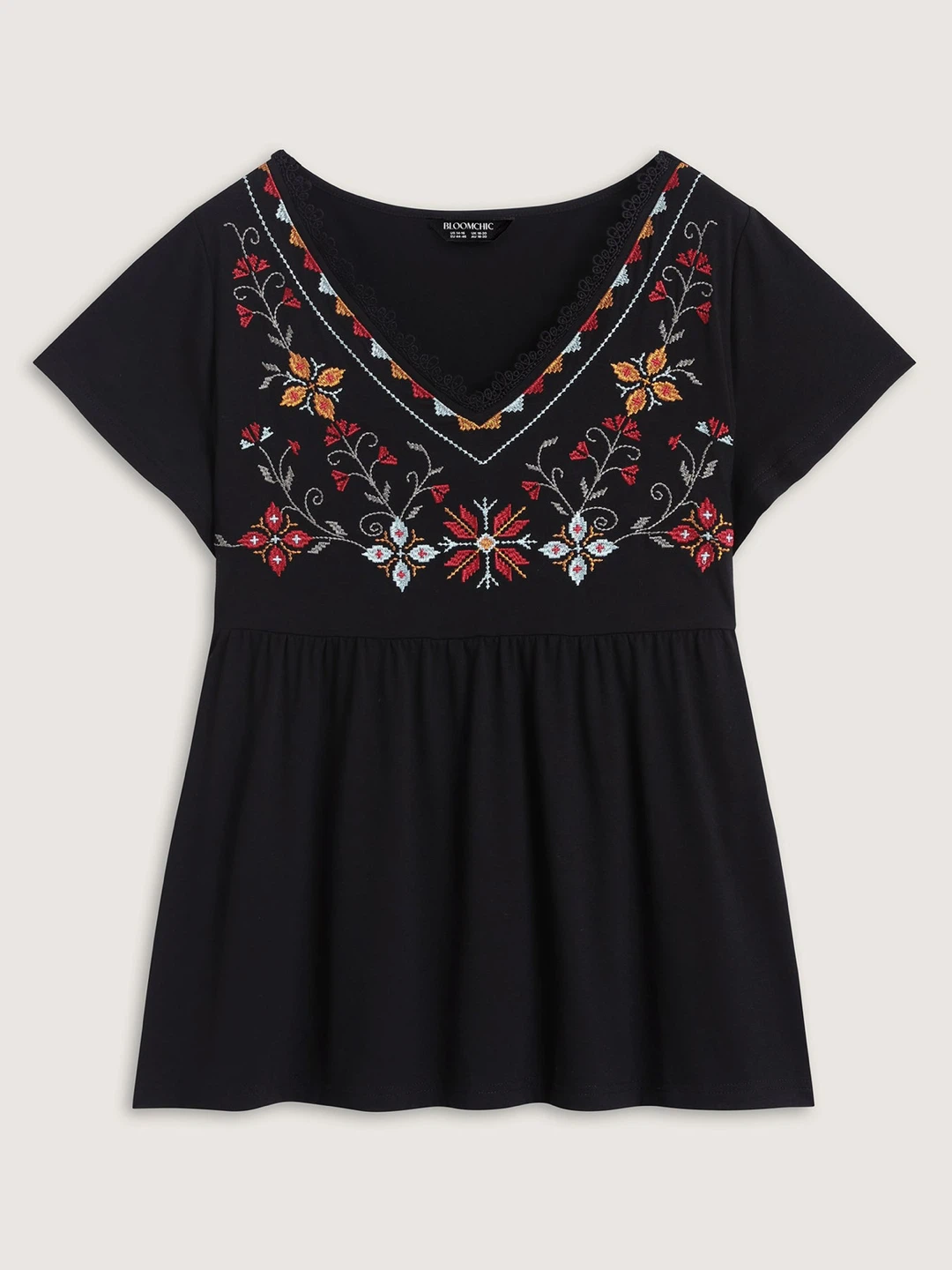 NWT Bloomchic Black Embroidered V-Neck Top US 26 - photo 5