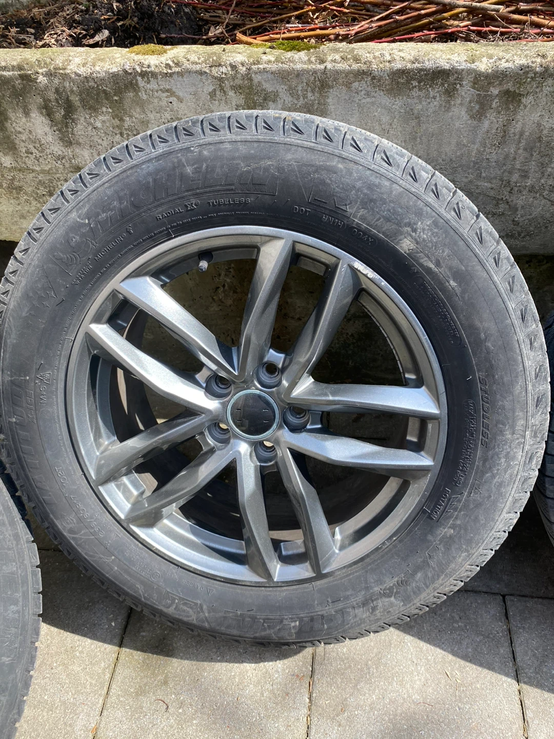 Set of 4 Alloy Wheels and Tires - photo 5
