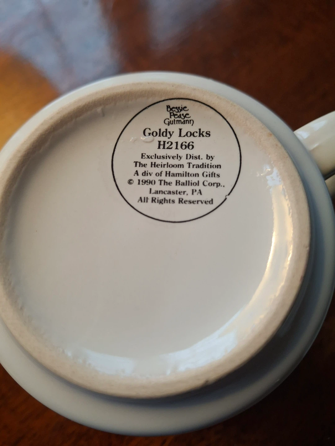 Bessie Pease Gutmann ‘Goldilocks’ mug - photo 2