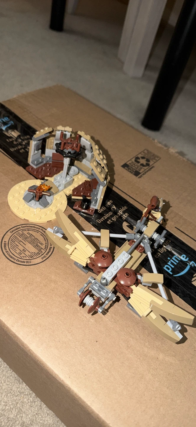 Lego Star Wars Trouble on Tatoonie Set - photo 2