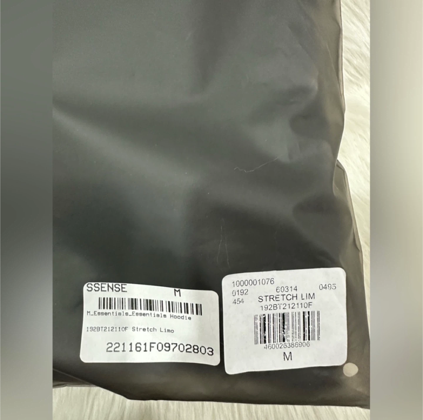 ESSENTIALS Fear of God Black Stretch Limo Hoodie Size M - photo 5