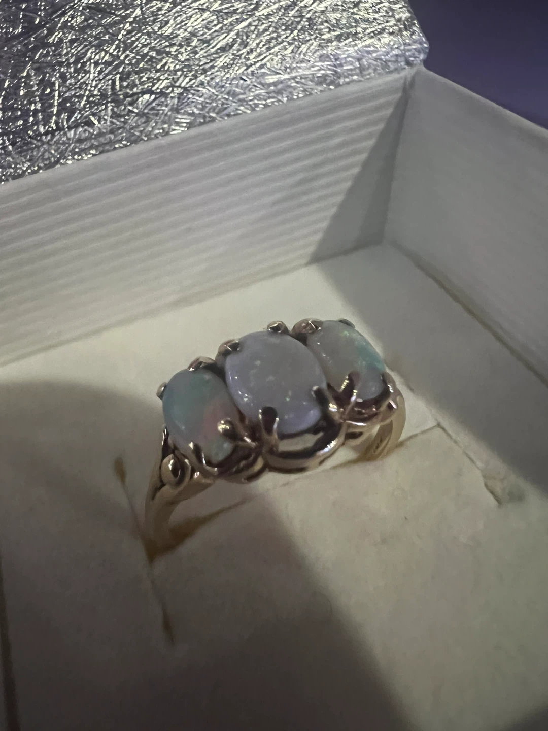 10 k Three Stone Opal Ring - photo 3