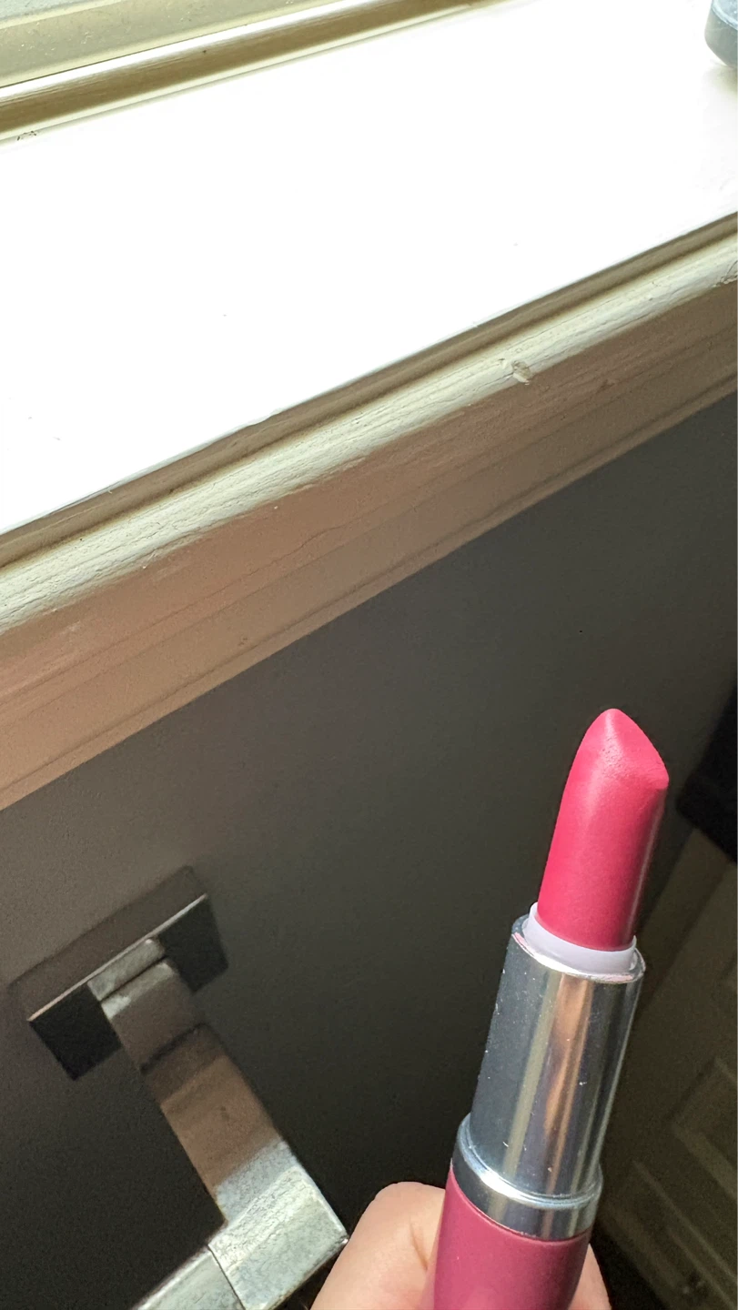 Sephora & Clinique Lipsticks (pack of 2) - photo 3