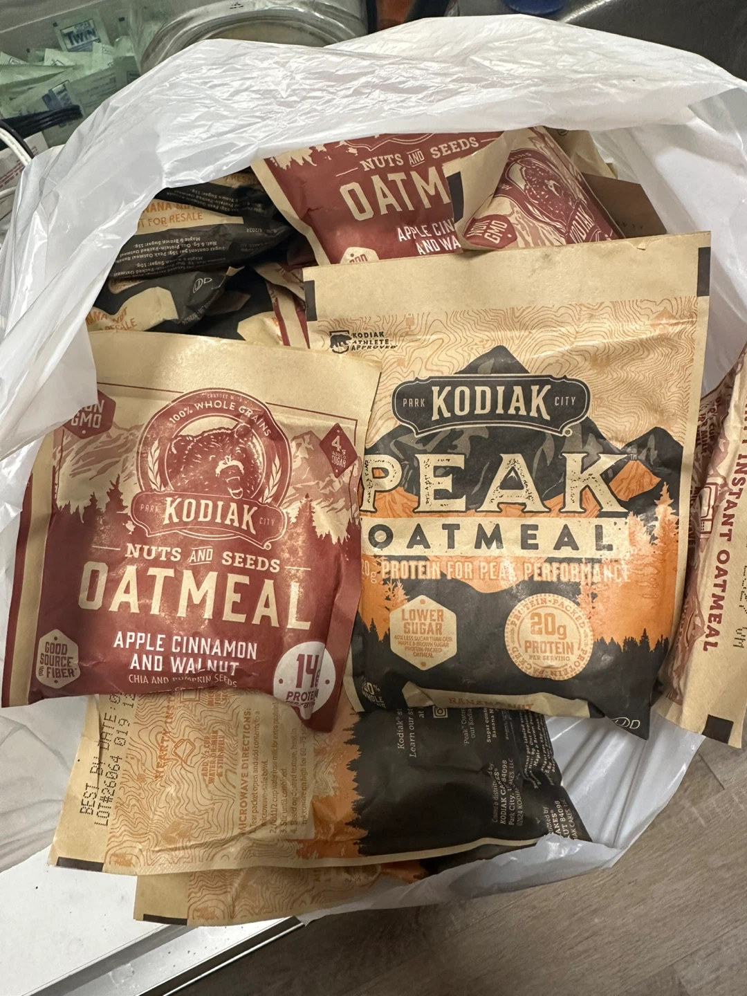 45 bags of Kodiak Cakes Instant Oatmeal Variety Pack - photo 4