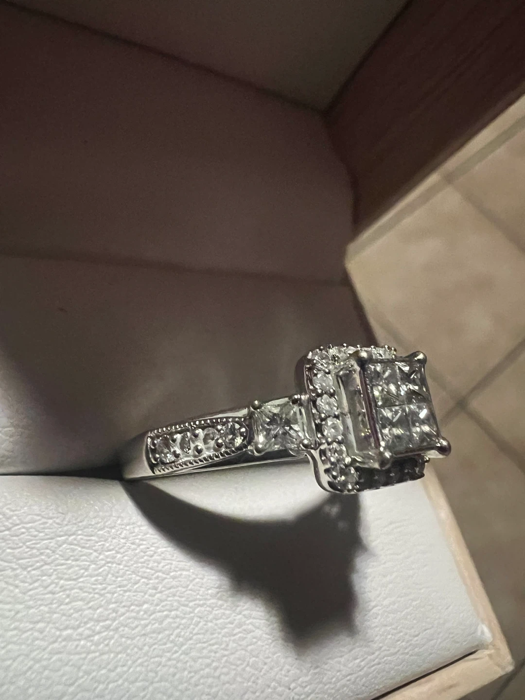 Diamond Engagement Ring - photo 4