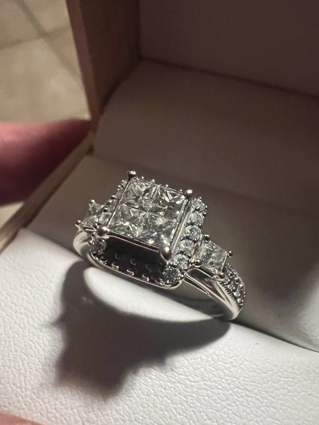 Diamond Engagement Ring - photo 5