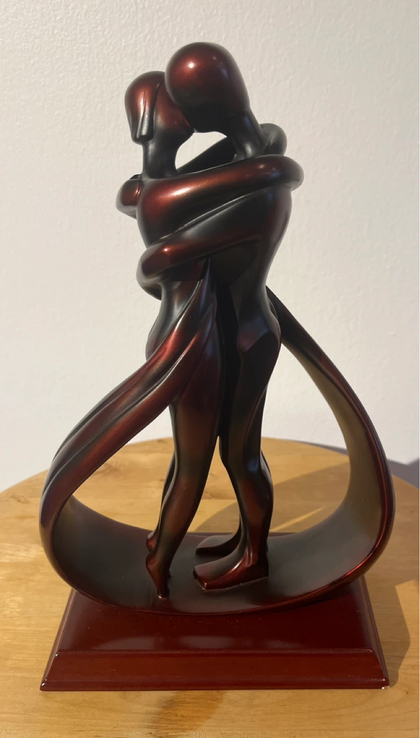 Couple Embracing Abstract Sculpture - photo 3