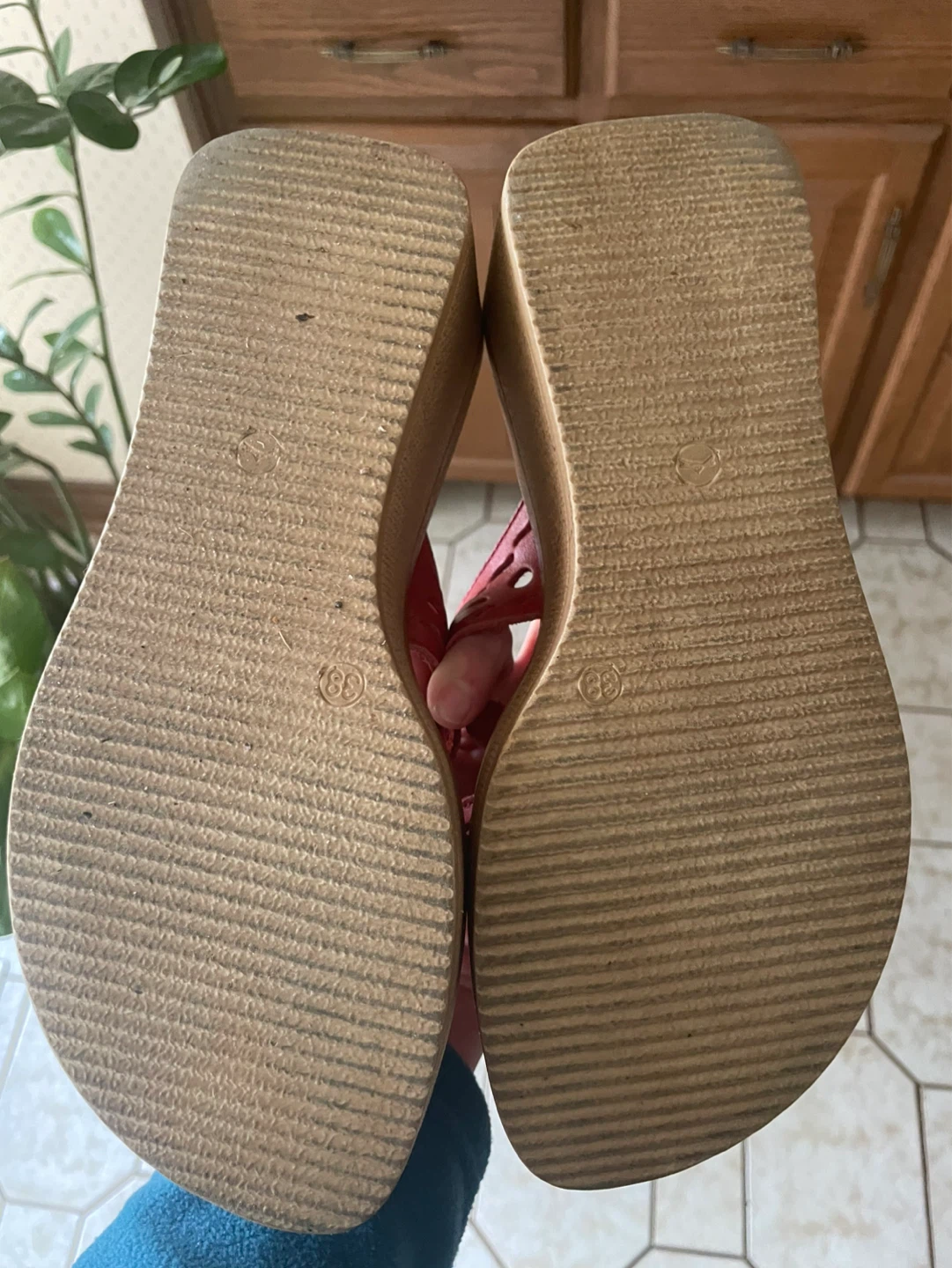 Early 2000's block sandals - photo 3