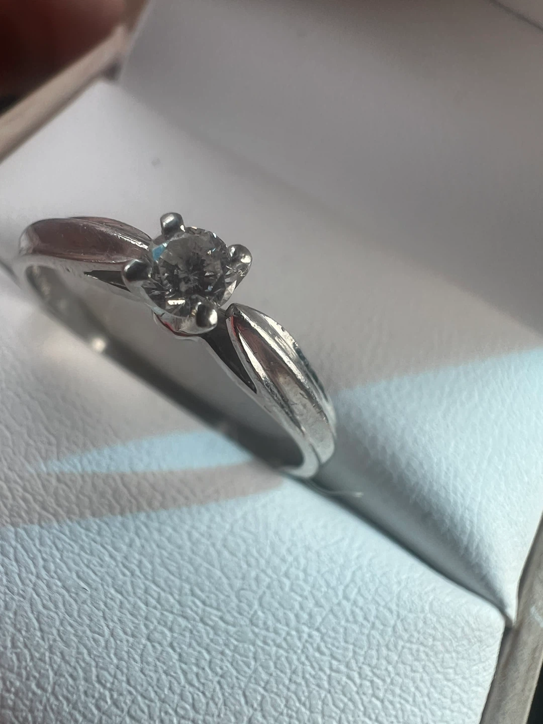 Platinum 950 Diamond Ring with 0.16 carat diamond