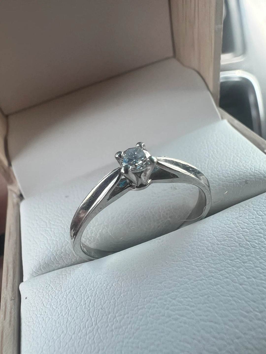 Platinum 950 Diamond Ring with 0.16 carat diamond - photo 3