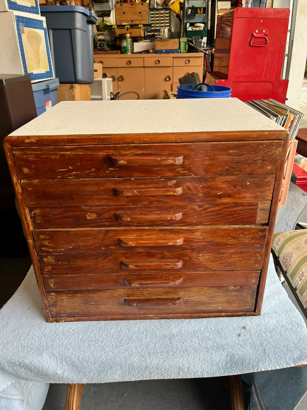 Oak Wooden Chest of Drawers