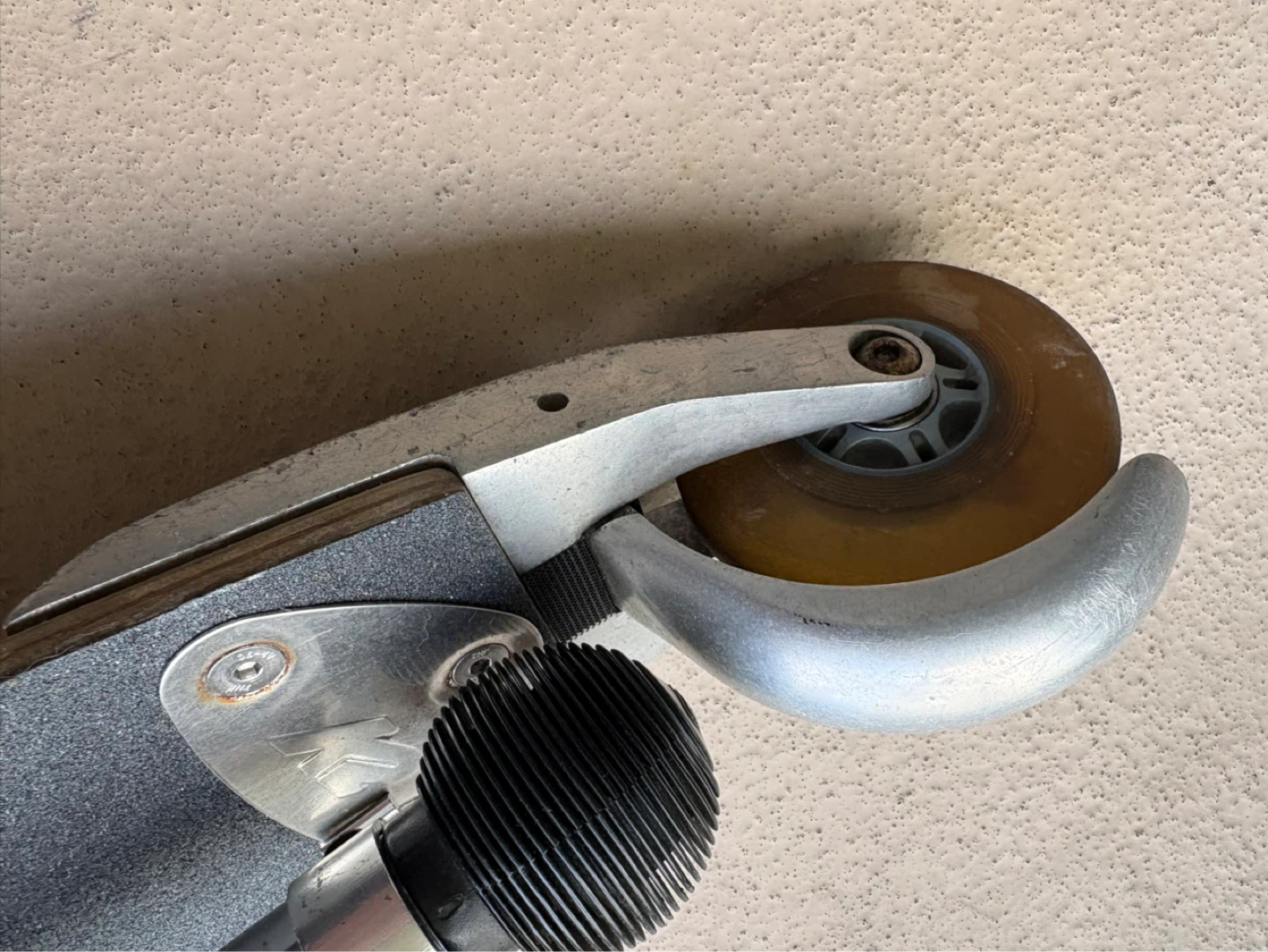 K2 Kickboard Scooter - photo 3