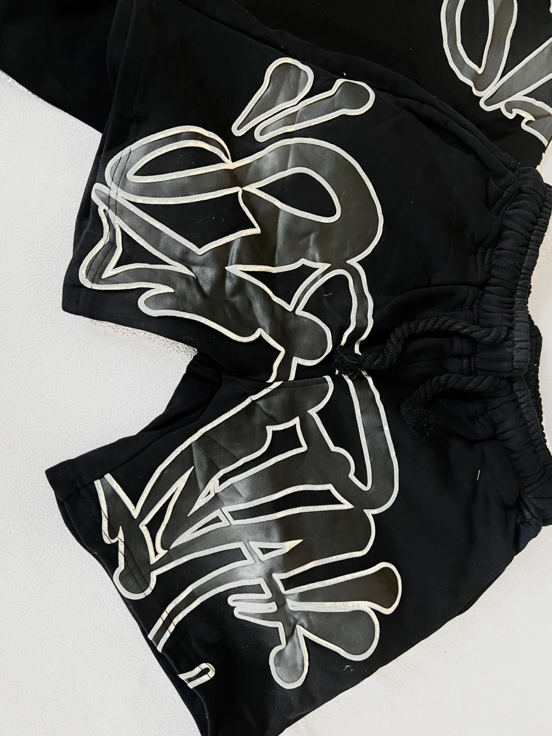 SYNA world  Black Graphic T-Shirt and Shorts Set - photo 3