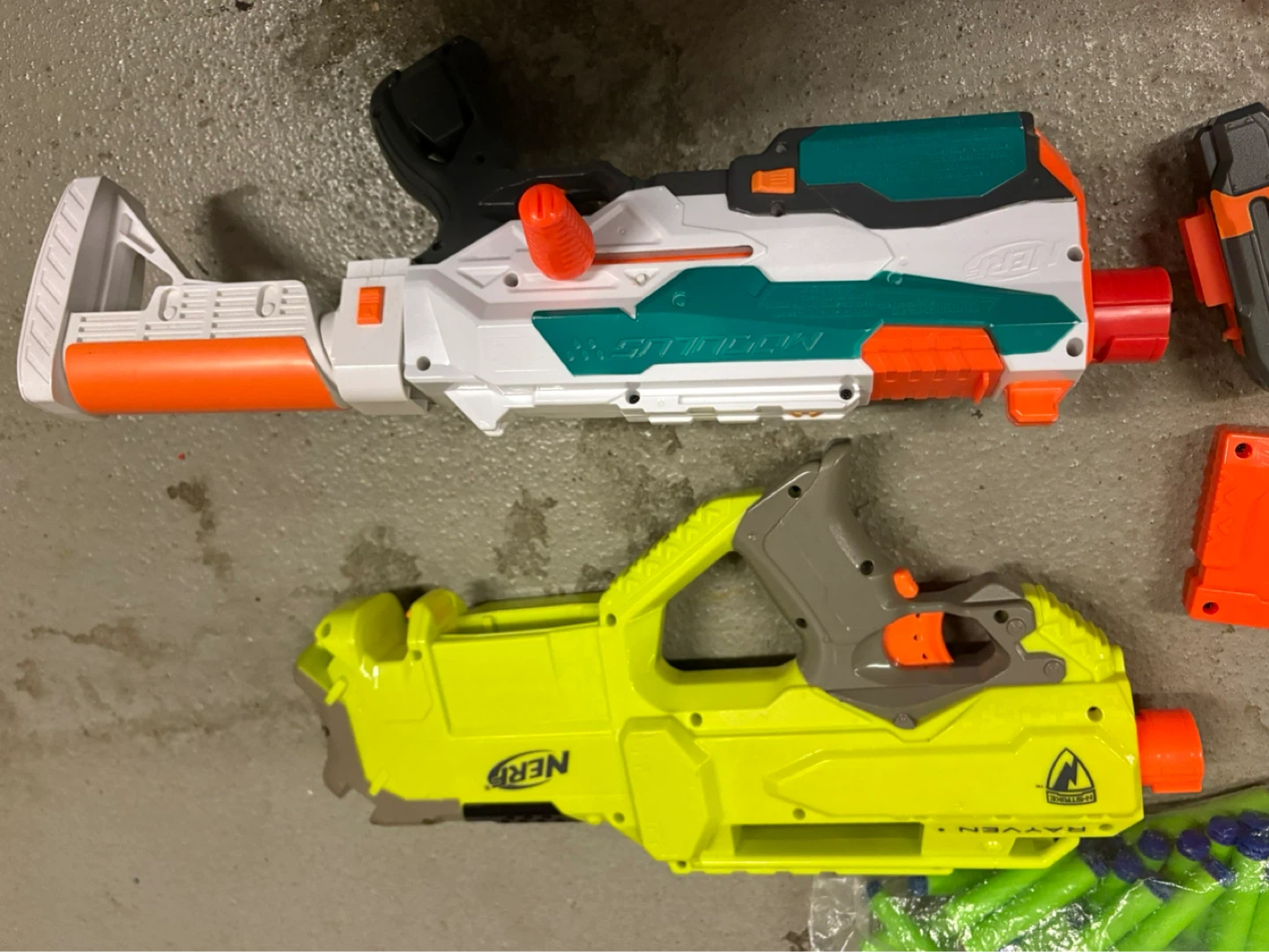 Nerf Blasters and Accessories Lot - photo 2