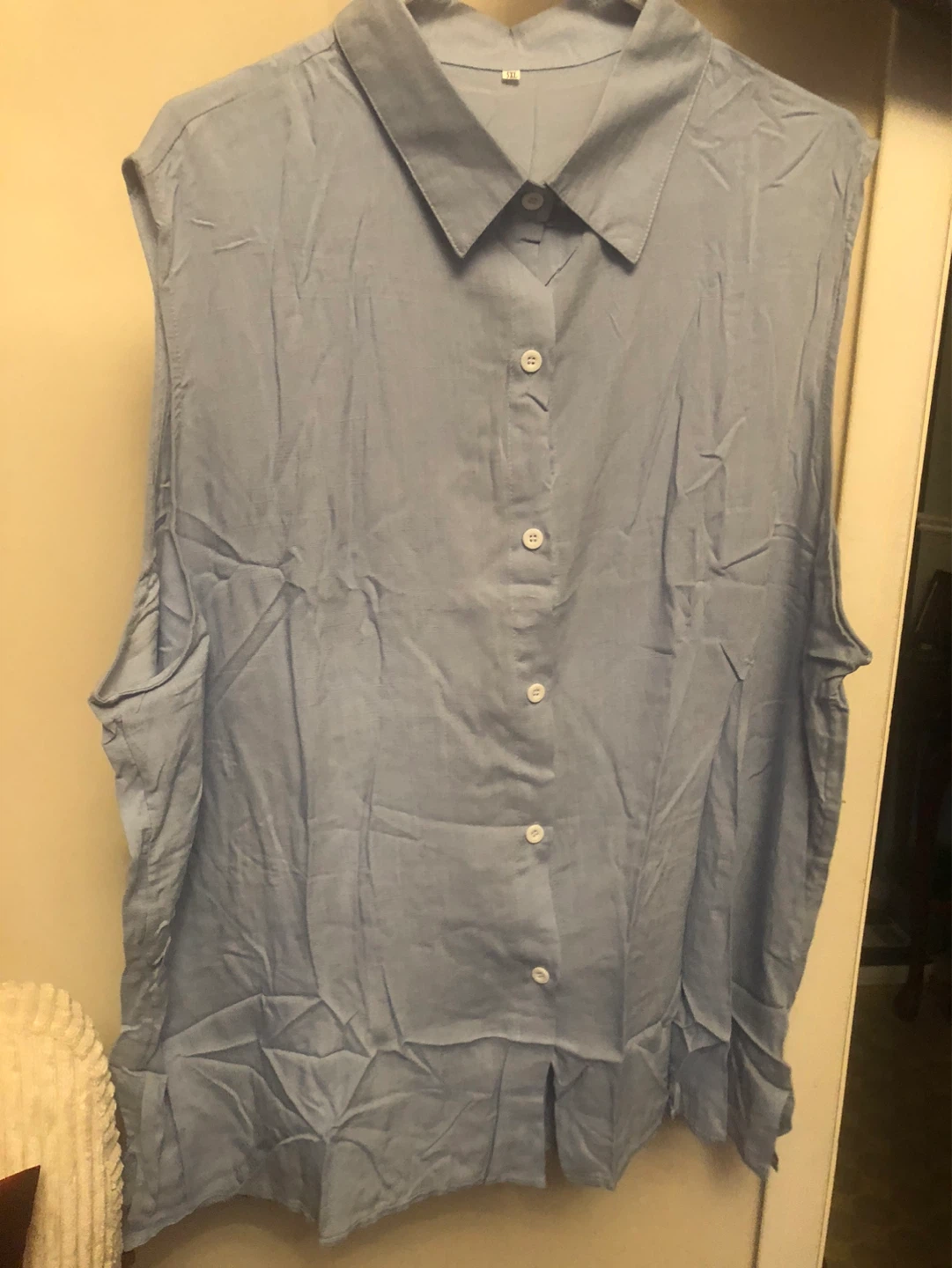 Sleeveless light blue collared 5 XL shirt - photo 2