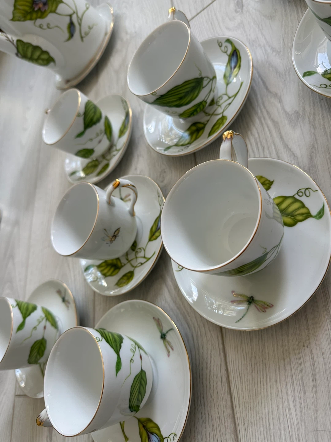 Vintage Porcelain Tea Set with Creamer and Teapot - photo 5