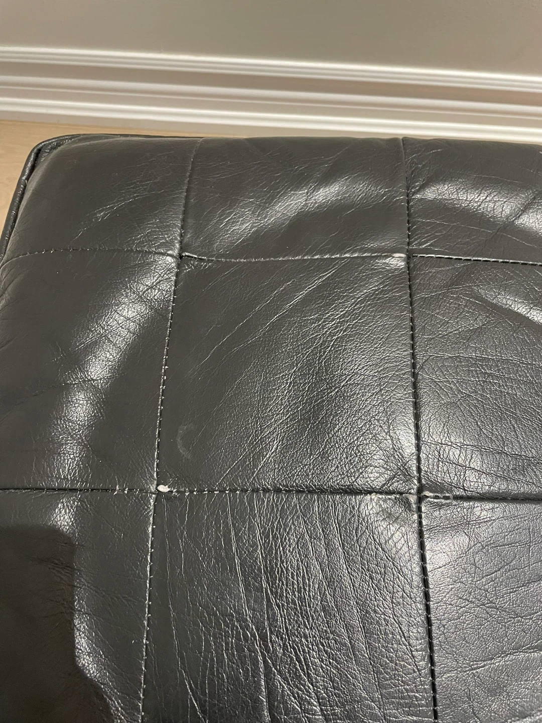 🆓 Black Ottoman - photo 2