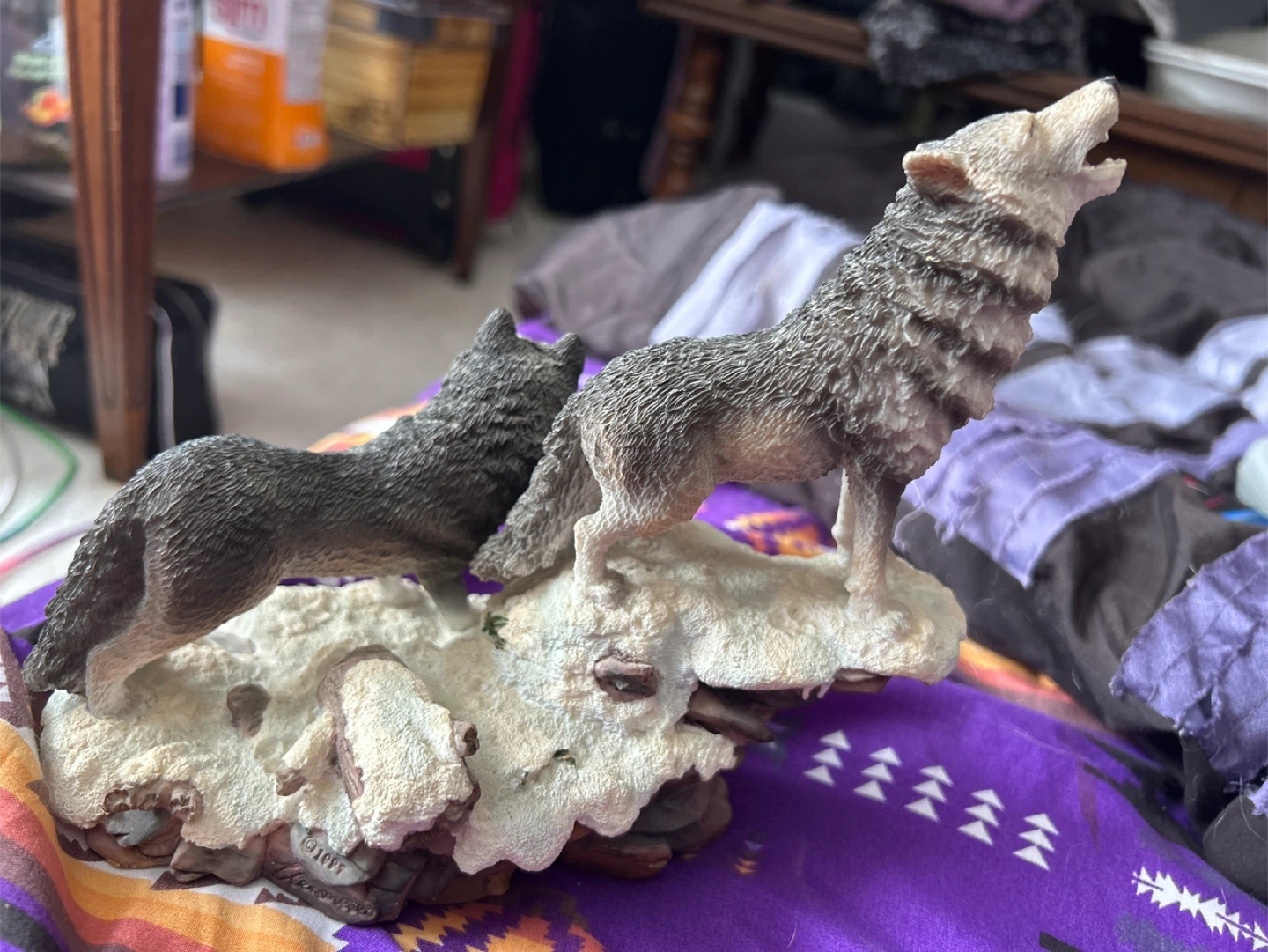 Wolf Figurine - photo 4