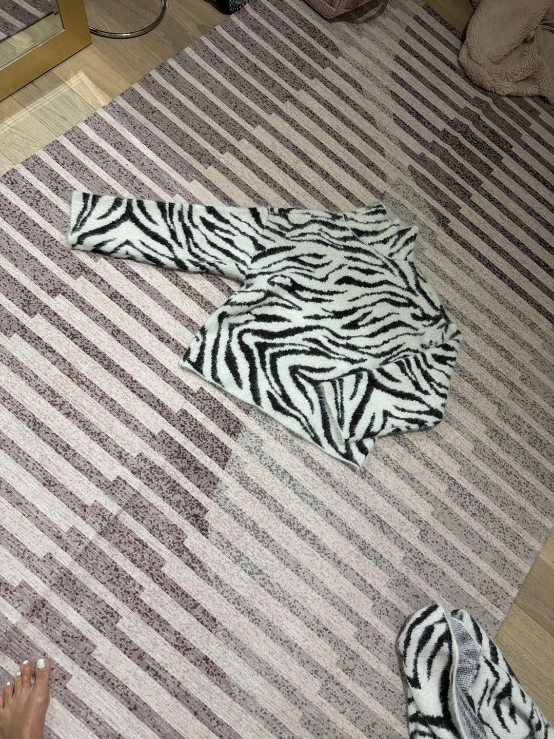 Women's Zebra Print Knit Sweater and Pants Set - photo 4