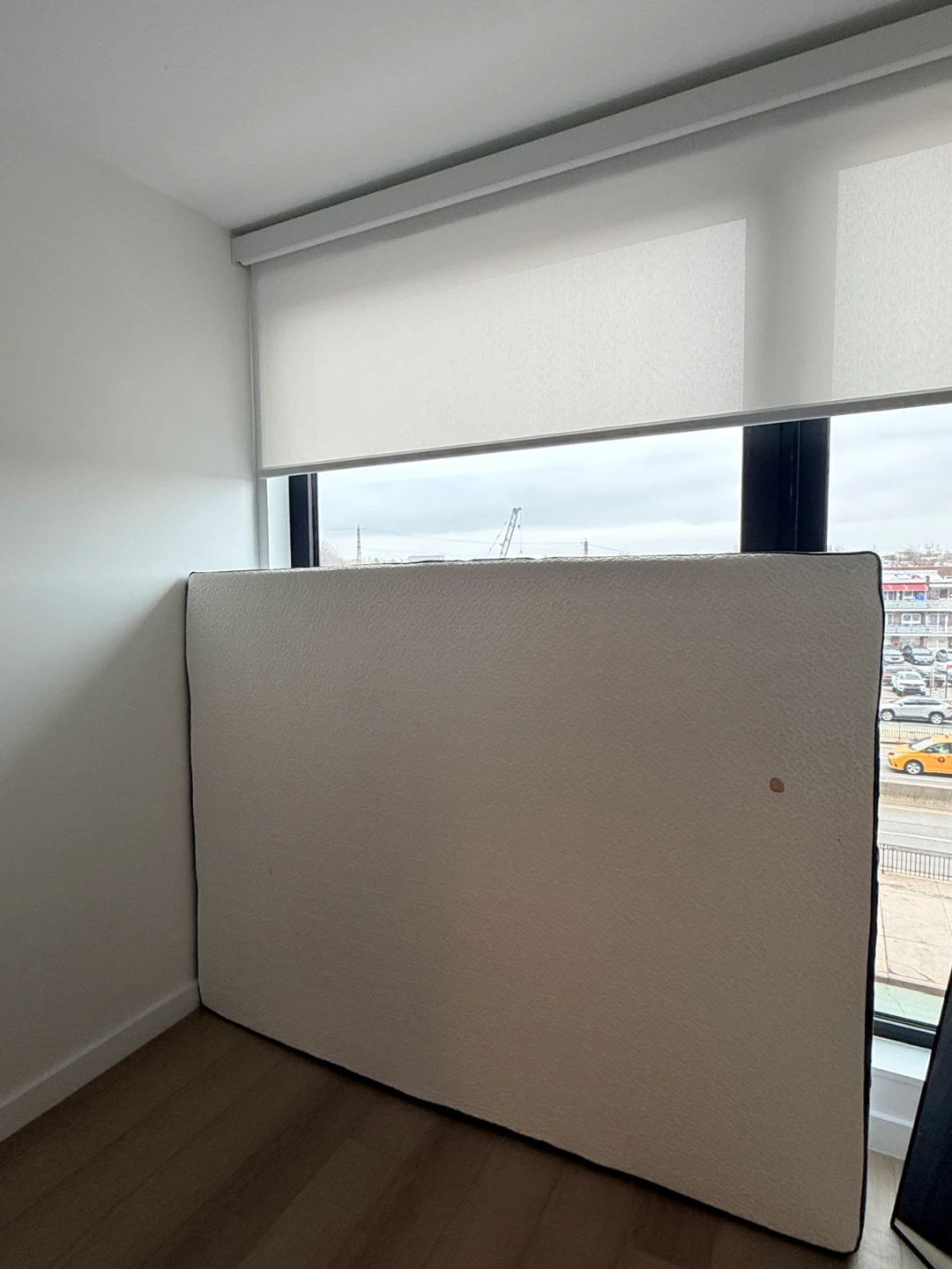 Queen Size Mattress - photo 2