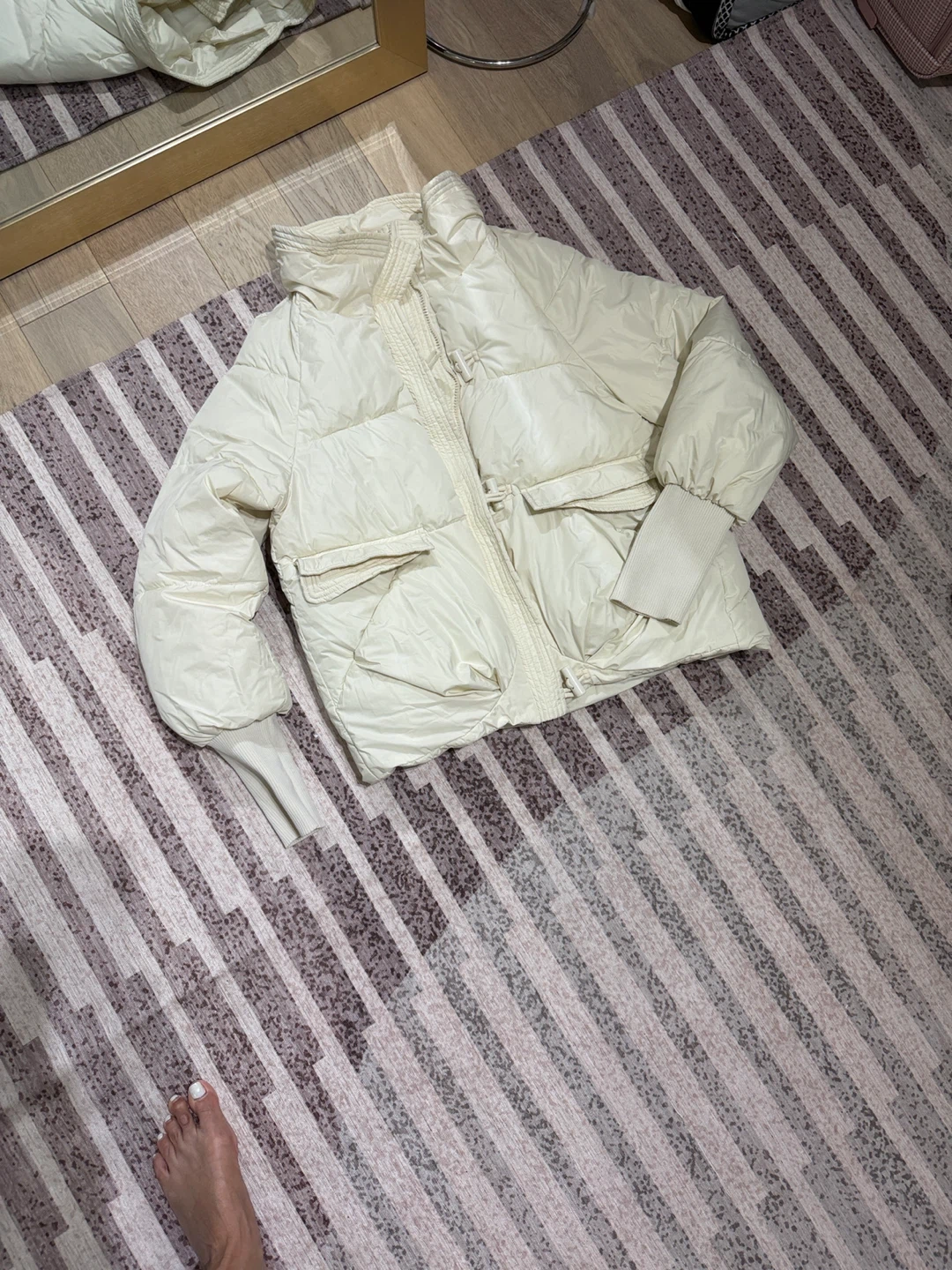 Cream Puffer Jacket - Size M - photo 5