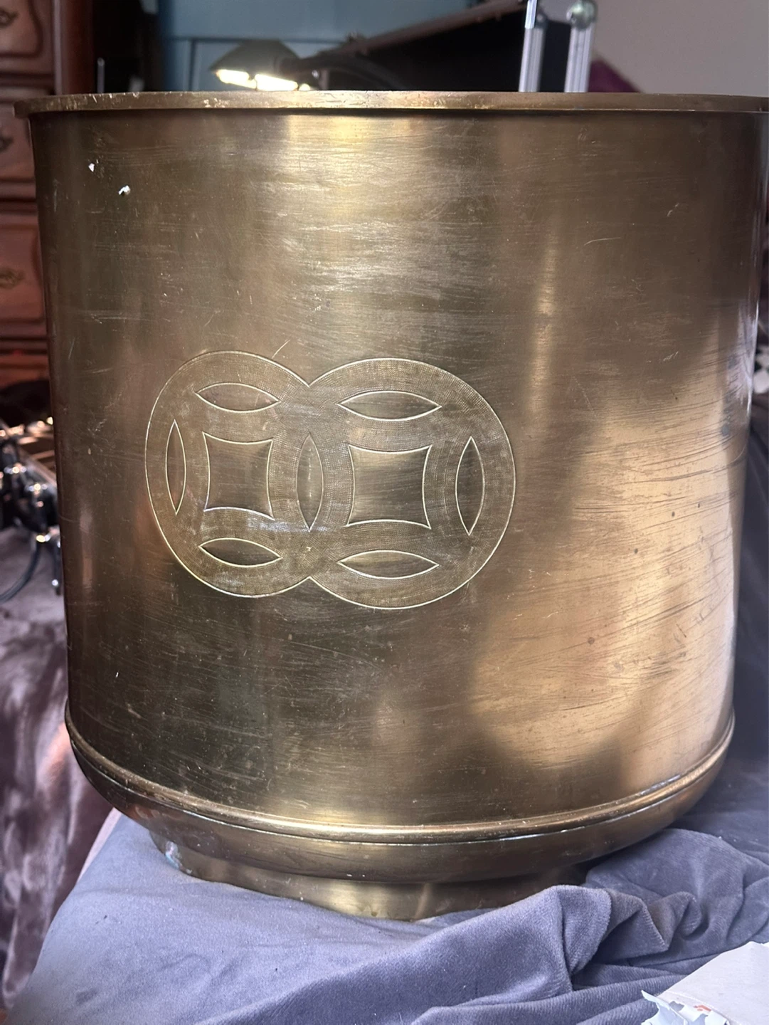 Large Mid century Chinese brass planter