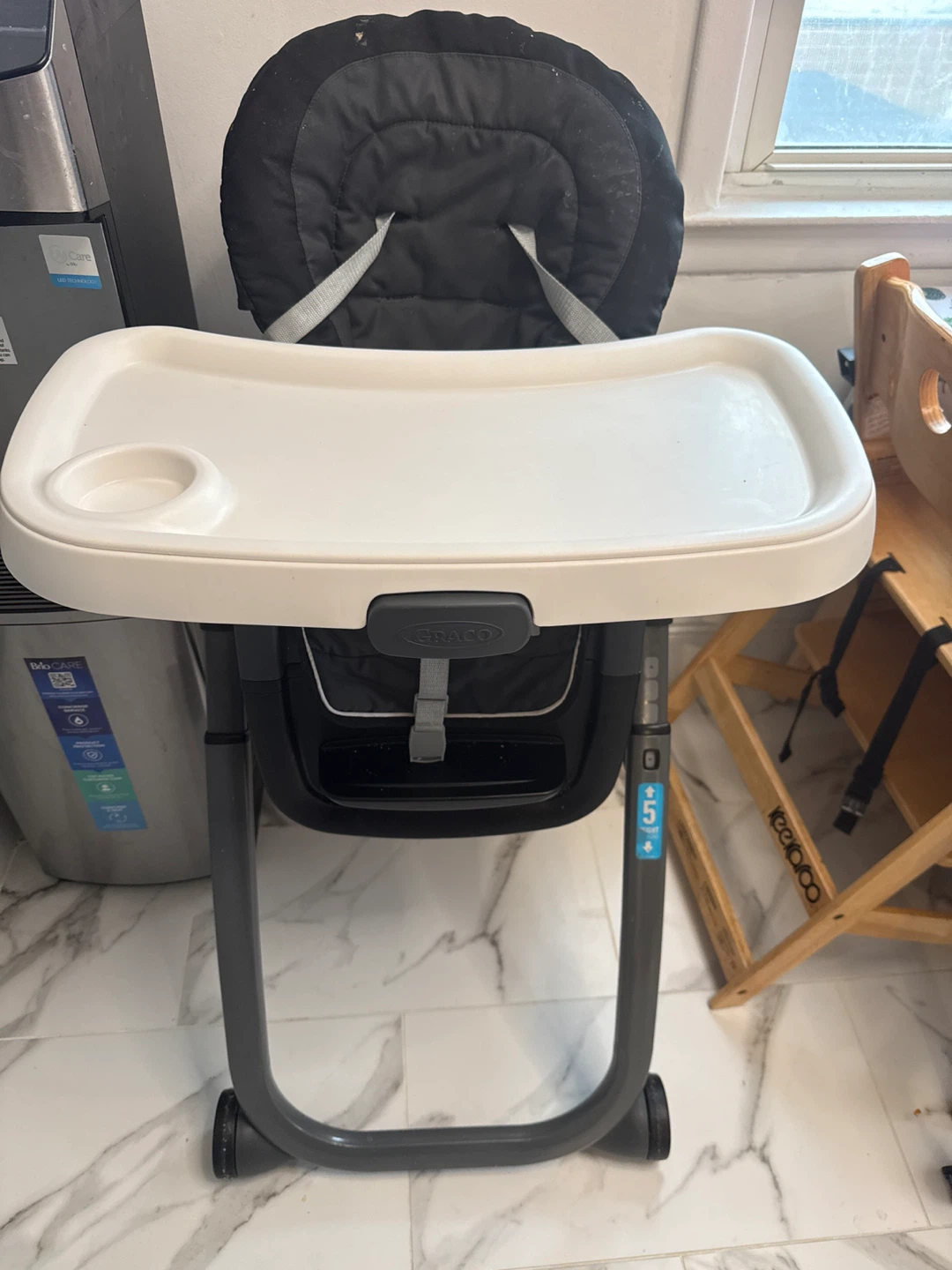 Graco High Chair - photo 2