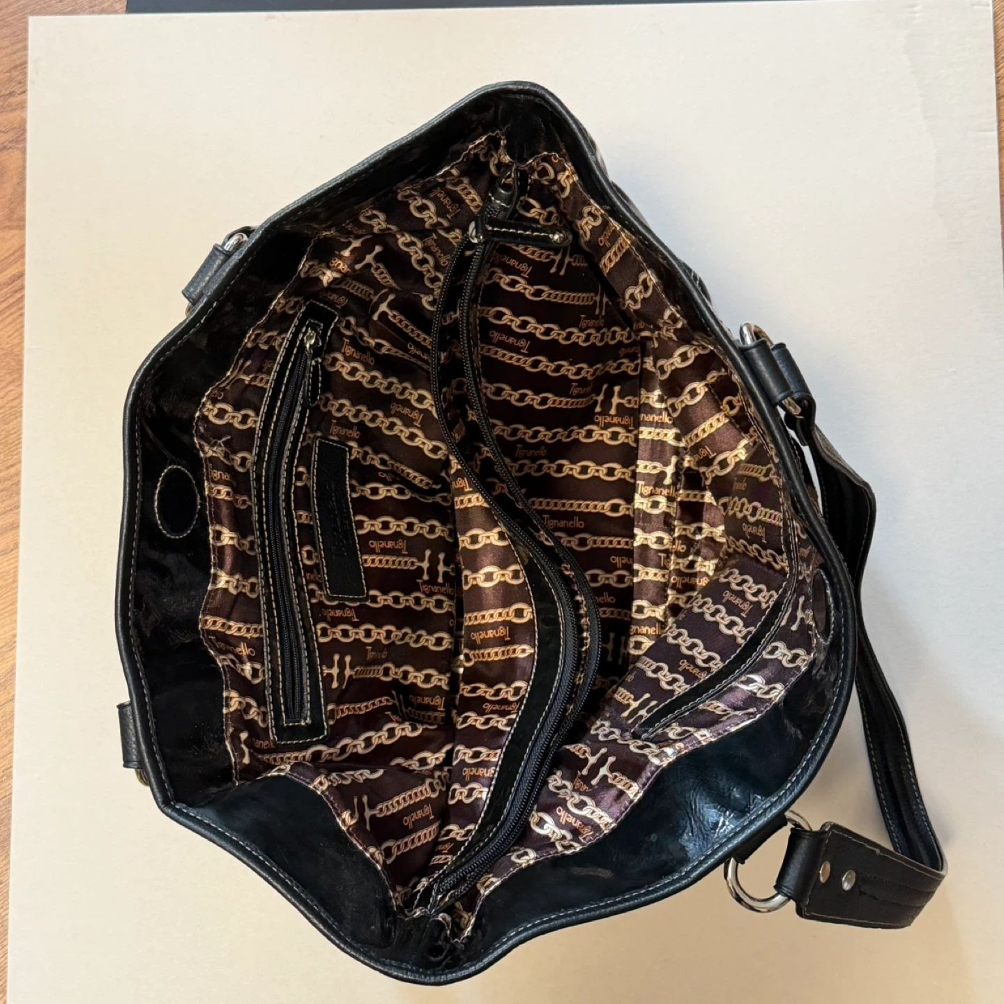 Tignanello black quilted tote bag - photo 4