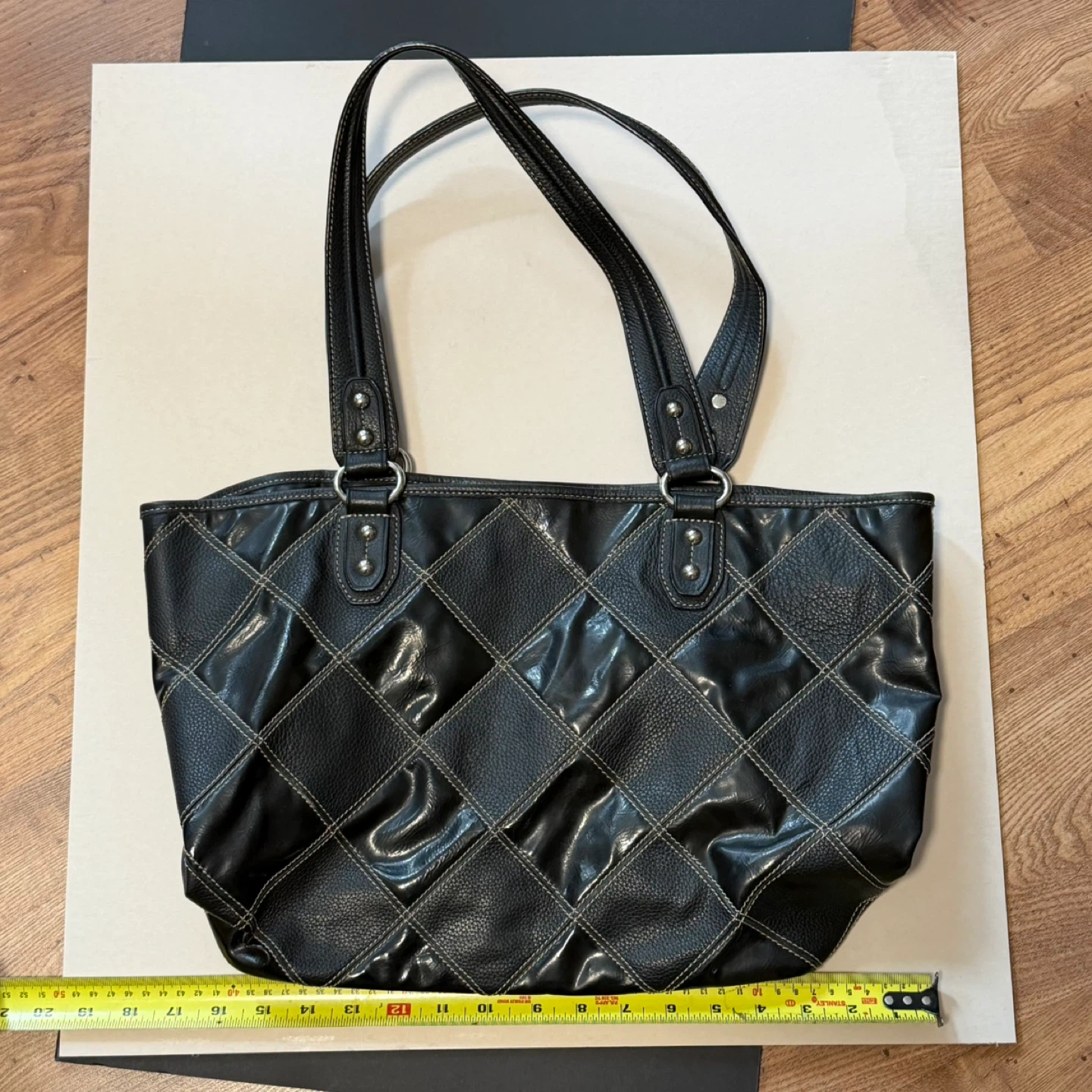 Tignanello black quilted tote bag - photo 3