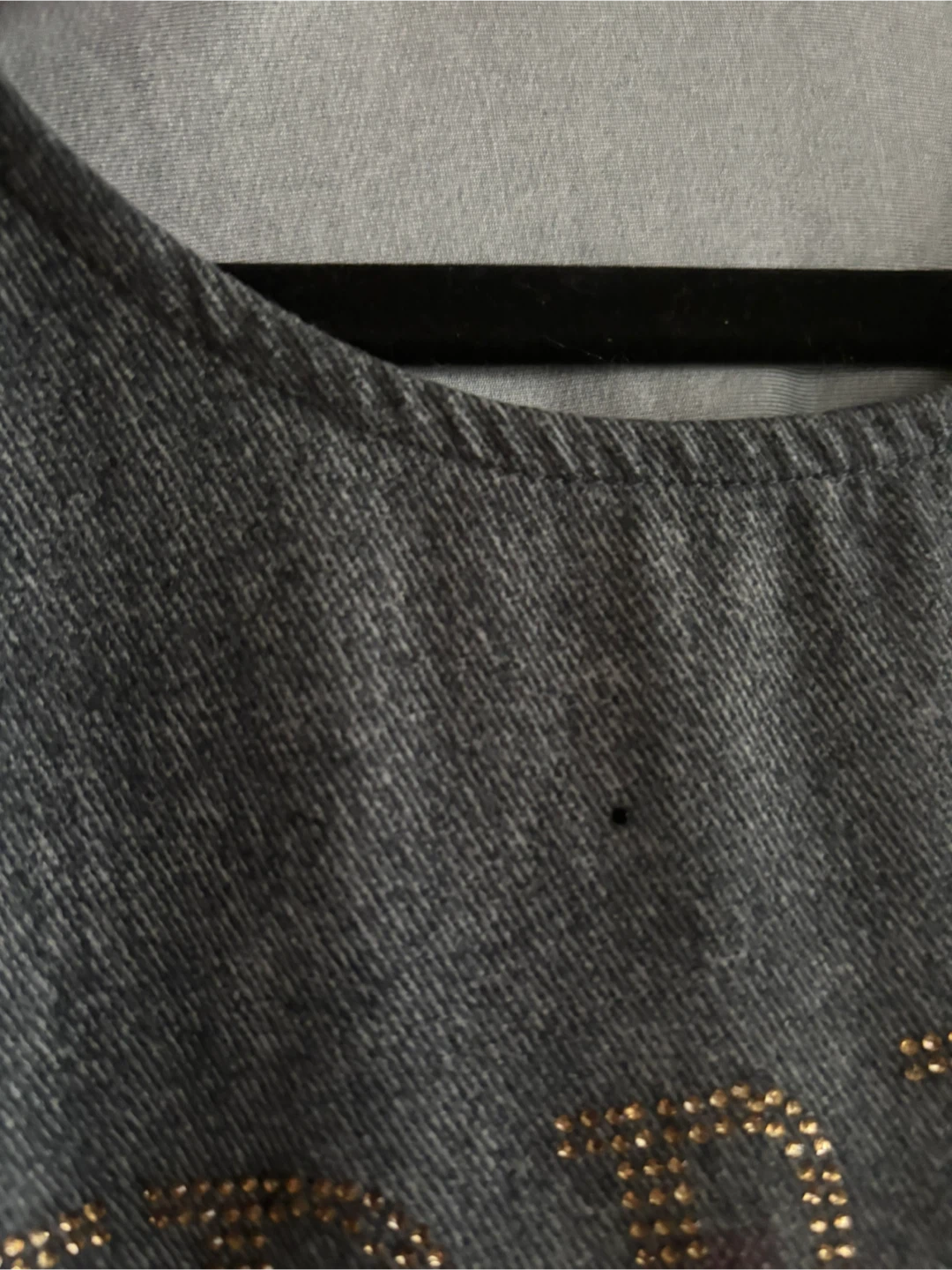 Sweater with plaid sleeves - photo 5