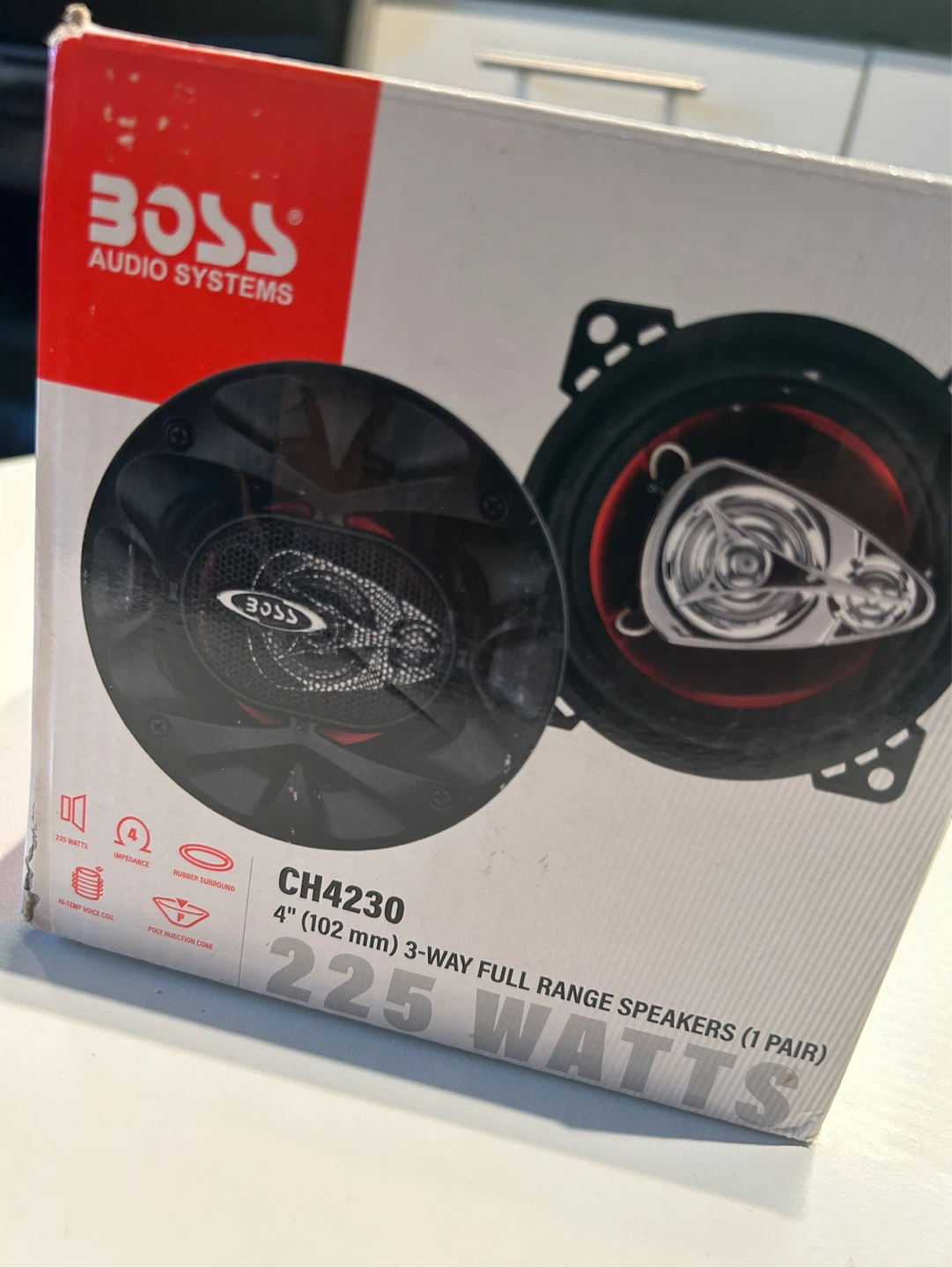 BOSS Audio Systems CH4230 4" 3-Way Full Range Speakers (1 Pair)