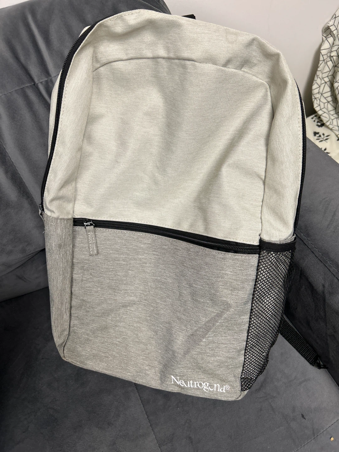 Neutrogena Backpack