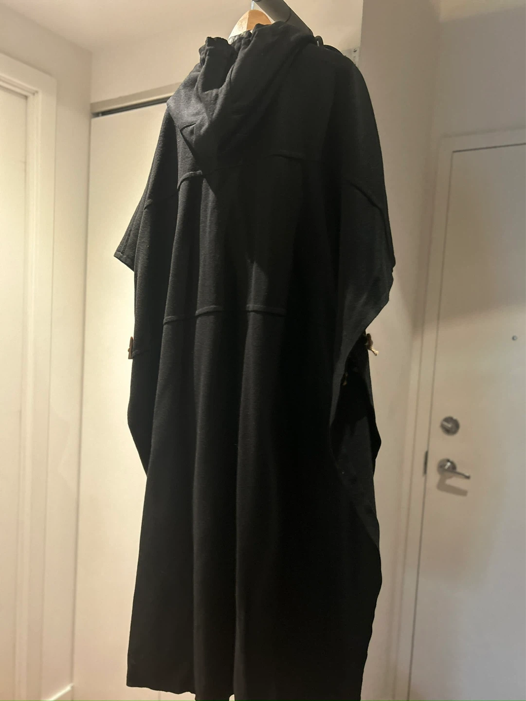 Black Poncho with Hood - photo 5