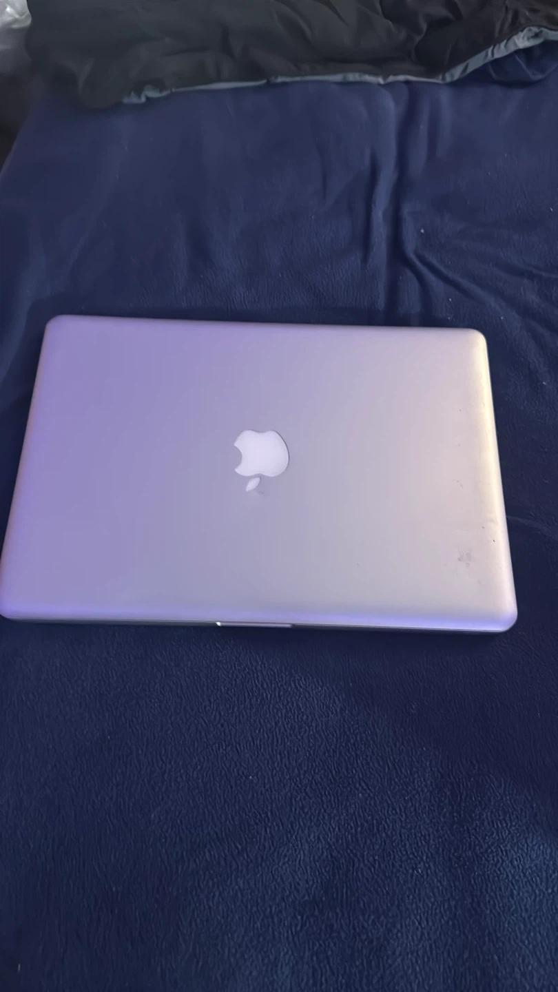 Apple MacBook Pro
