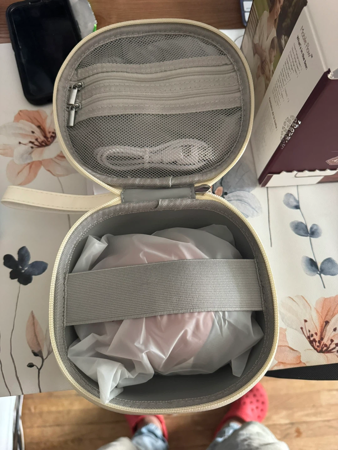 Momcozy Mobile Flow Hands-Free Breast Pump M9 - photo 4