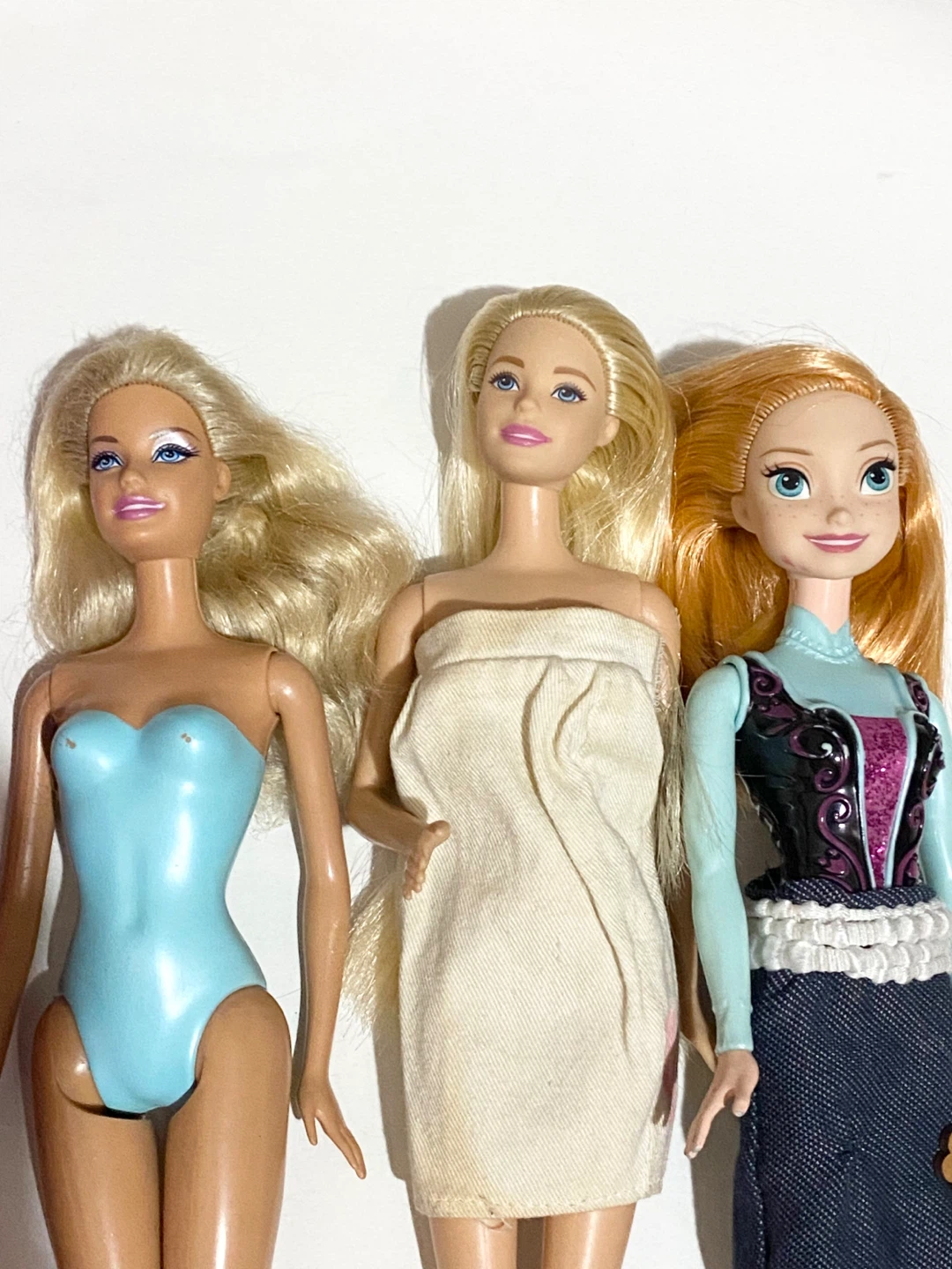 Mixed Lot of Dolls and Carrying Case - photo 2