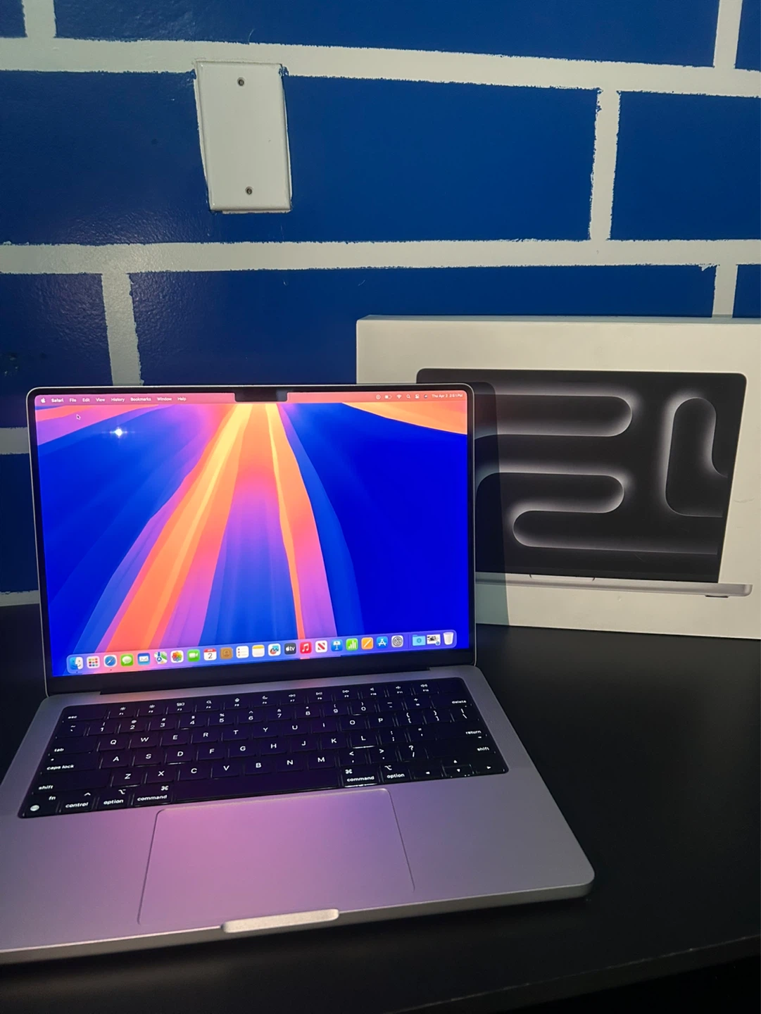 Apple MacBook Pro 14-inch