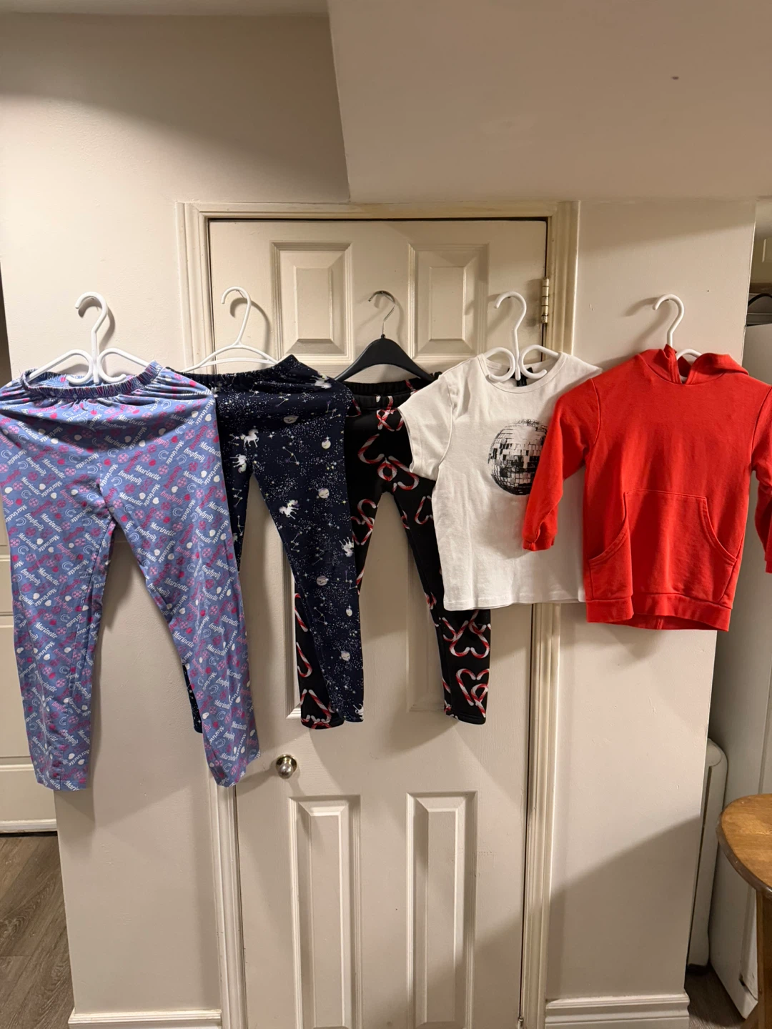 Kids' Pajama Set - Leggings and T-shirt