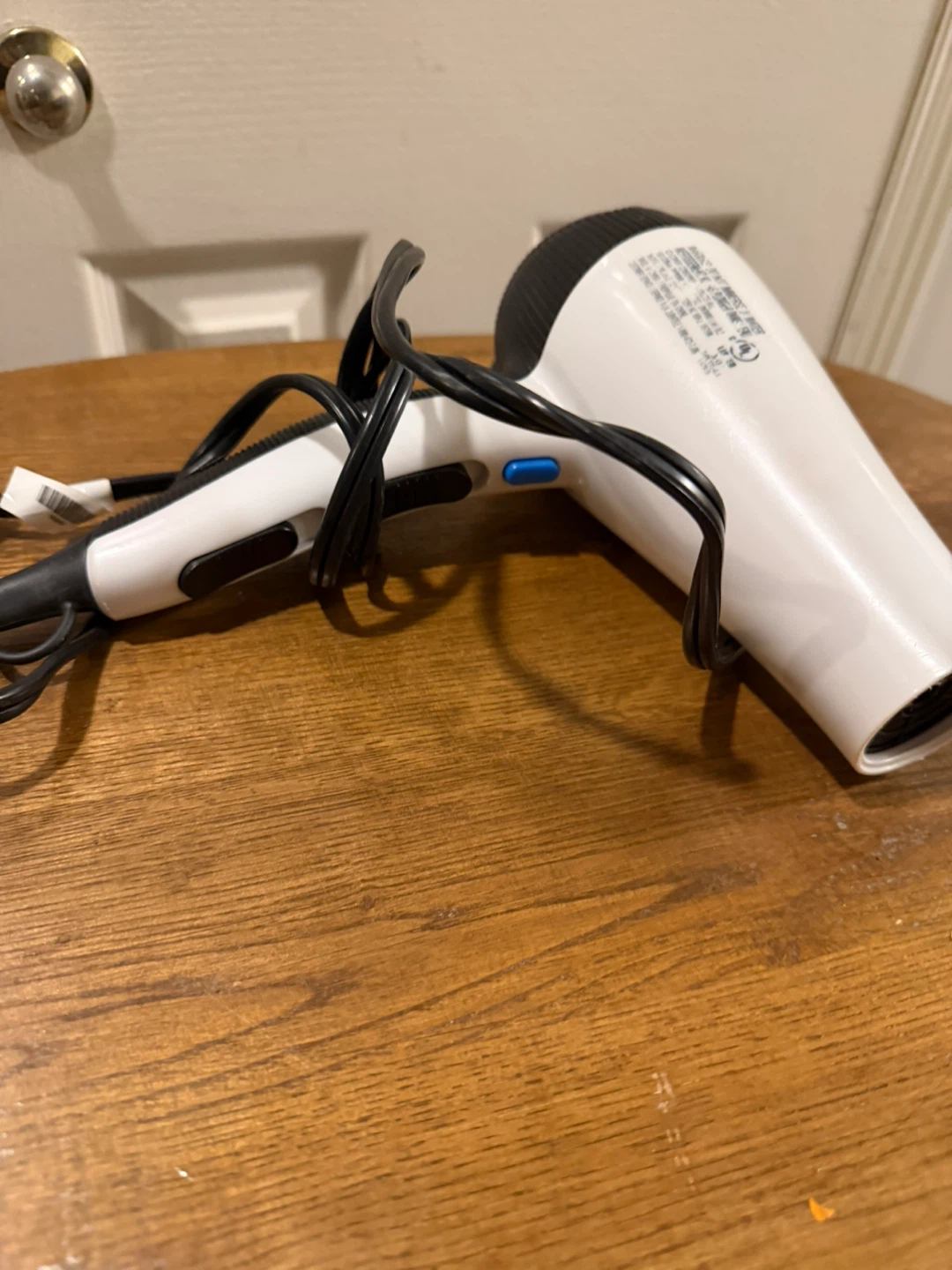 White and Black Hair Dryer - photo 3