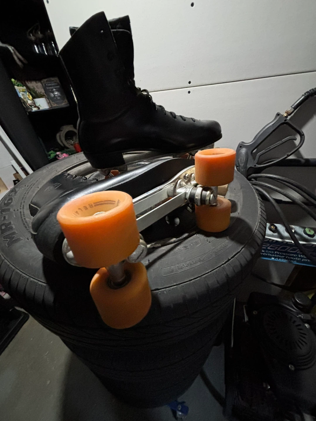 Men’s Black Leather Roller Skates - photo 3