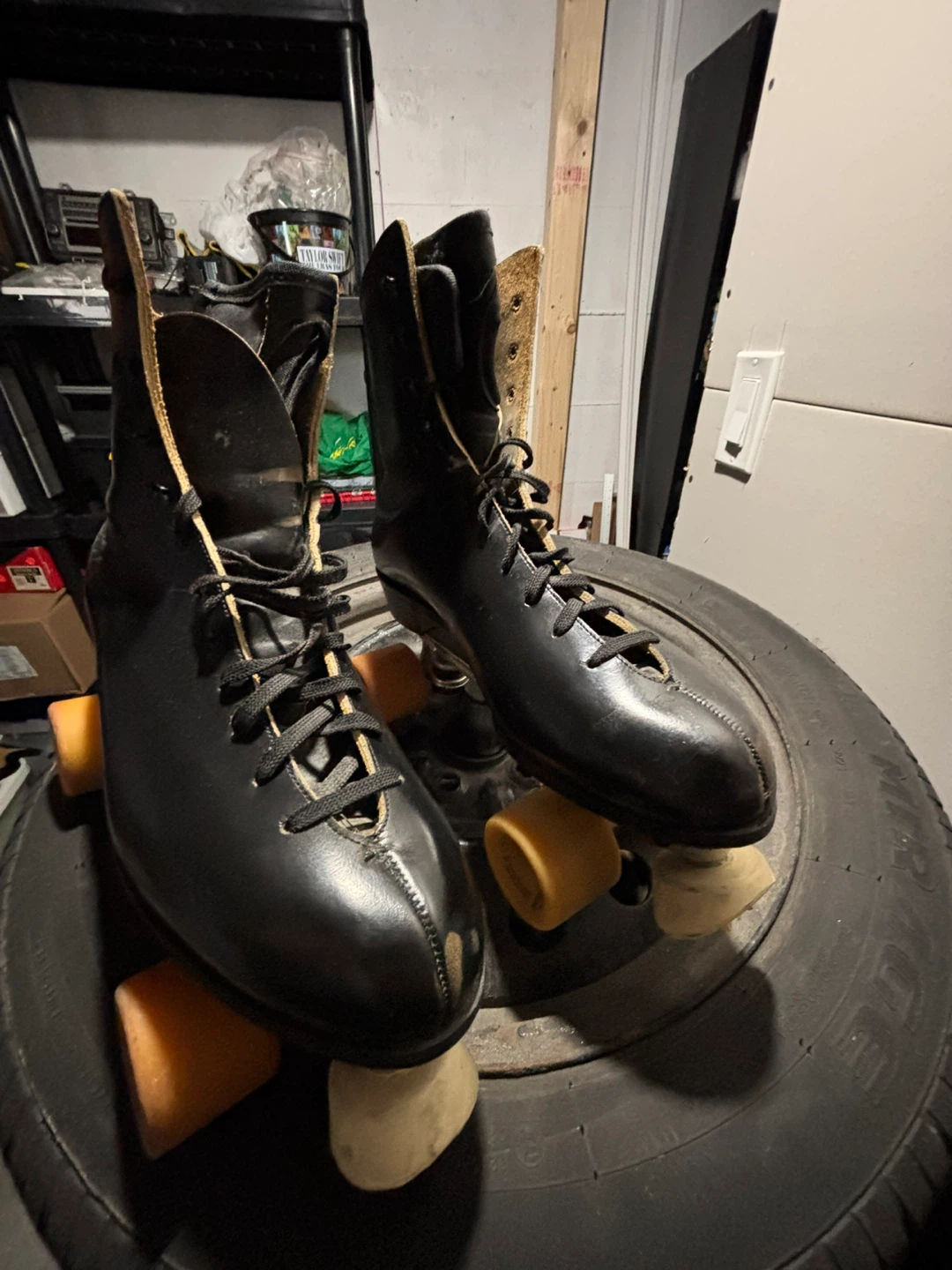Men’s Black Leather Roller Skates - photo 2