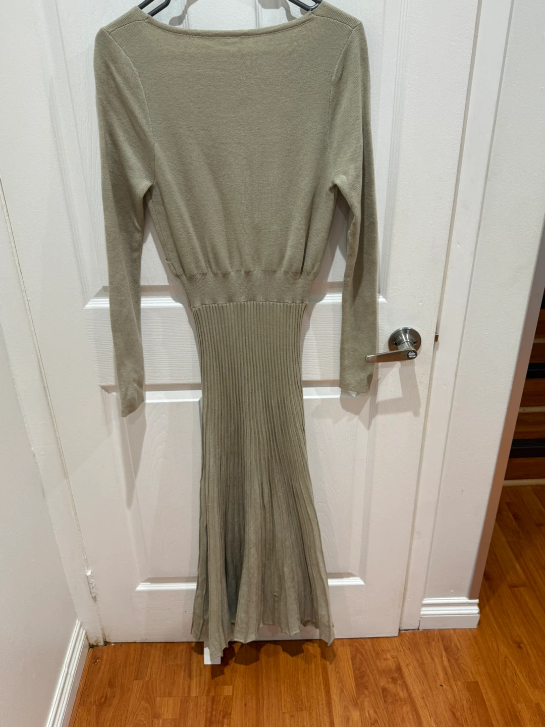 women’s long sleeve dress - photo 2