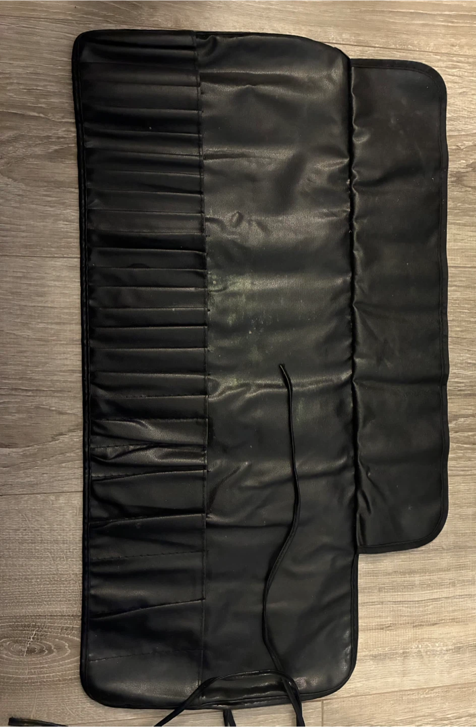 Black Makeup Brush Travel Rollup organizer