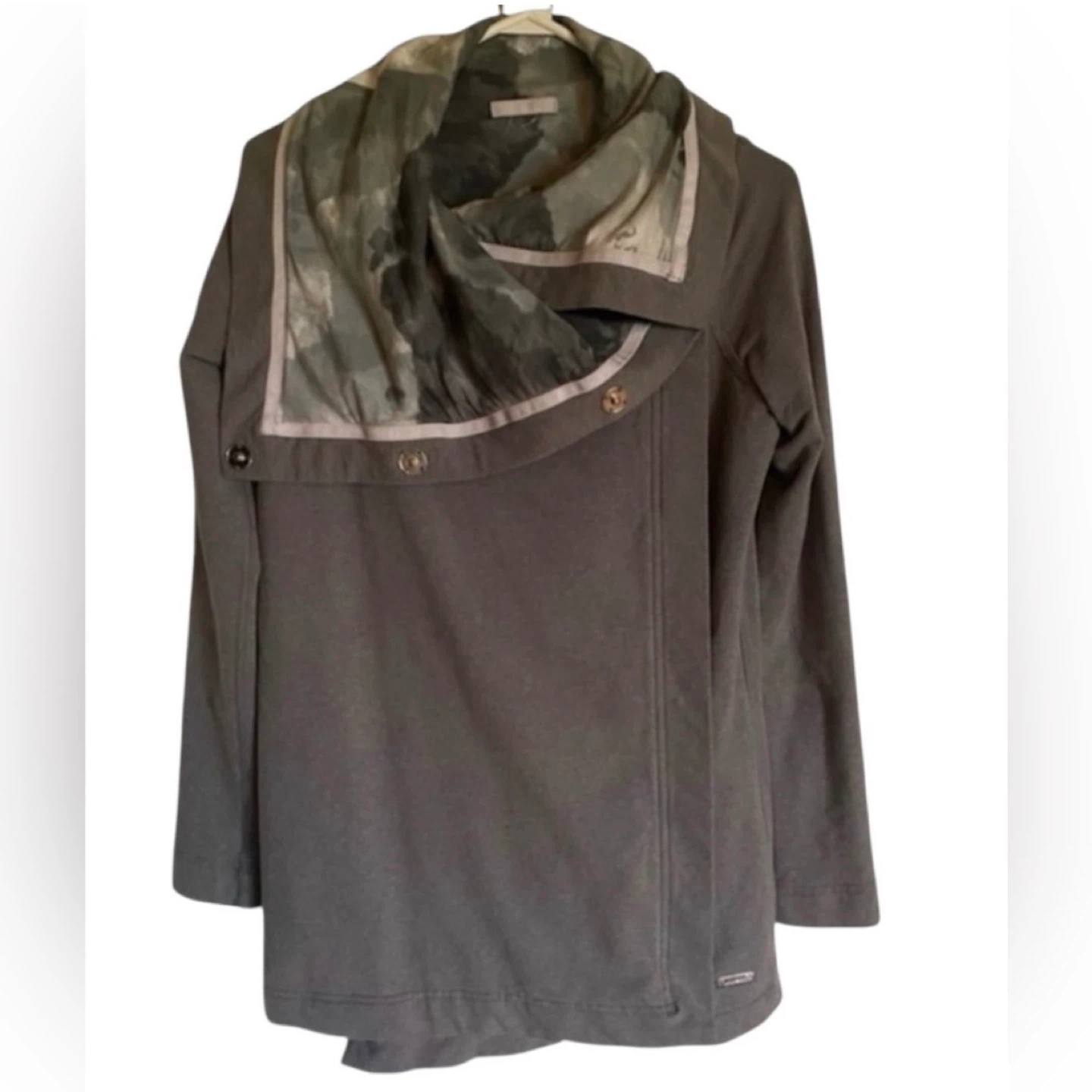Lululemon Savasana Wrap Grey/Cloud Print - Fits Size 4/6 - photo 2