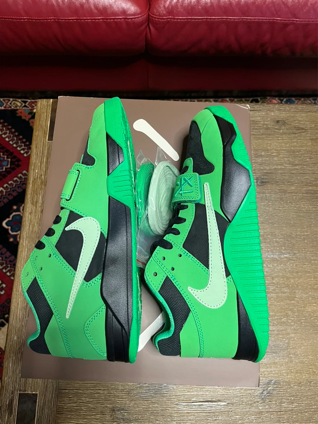Jordan Travis Scott Jumpman Jack Green Spark sneakers - photo 4