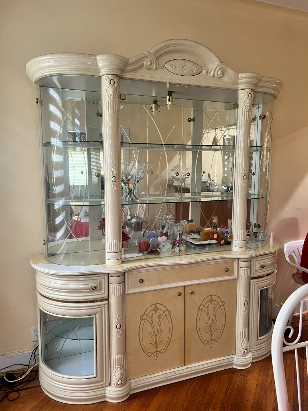 Display Cabinet