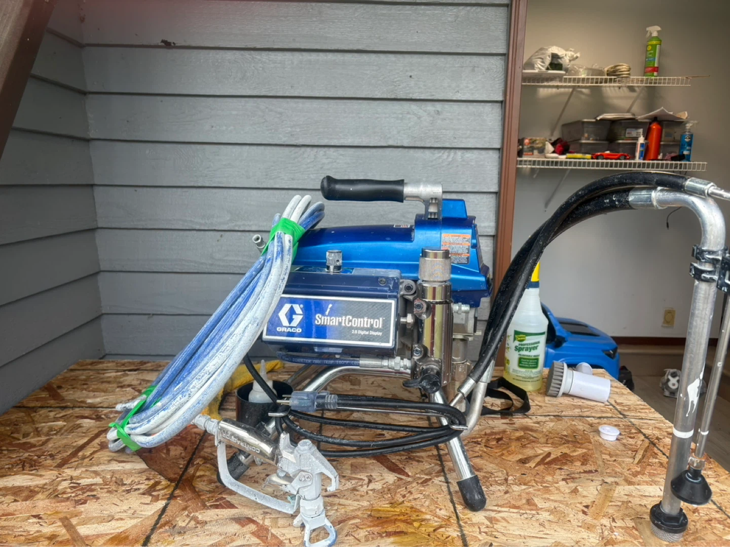 Graco Ultimate MX II 490 PC Pro Airless Sprayer