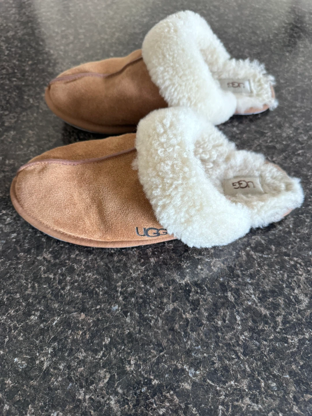 UGG Slippers - Tan-womens sz 10 - photo 2
