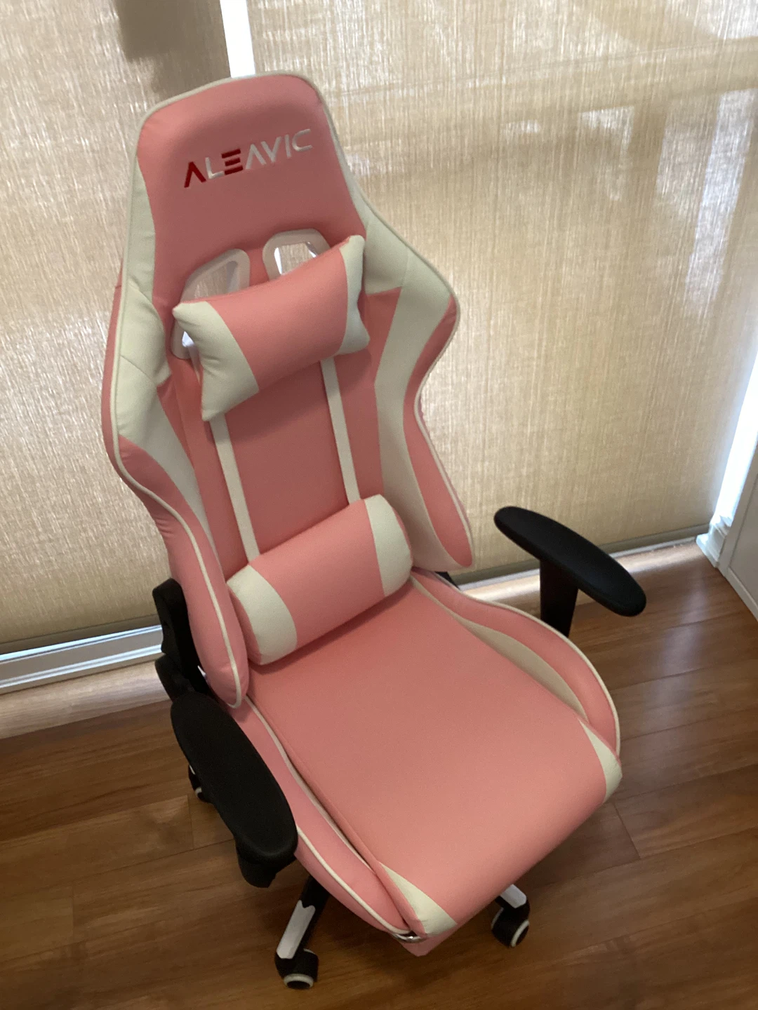 Pink Gaming Chair with back massage - photo 2
