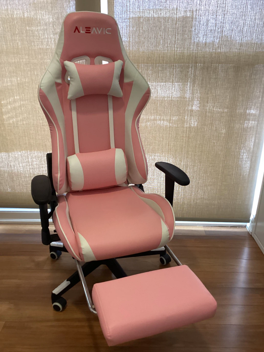 Pink Gaming Chair with back massage - photo 4